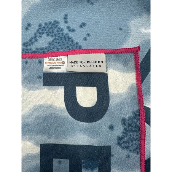 Peloton Yoga Towel Tye Dye Patters 75 x 26 Microfiber Towel Absorbent Blue - Picture 10 of 10